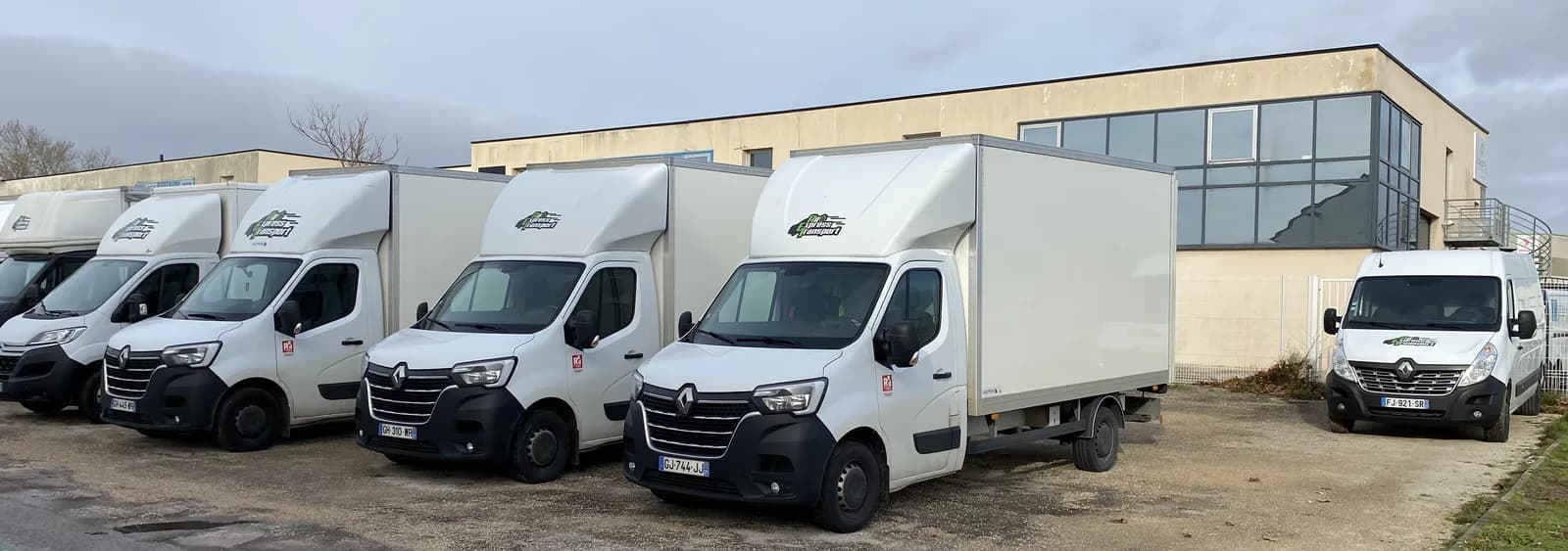 Transport express sur mesure en 20m³ hayon